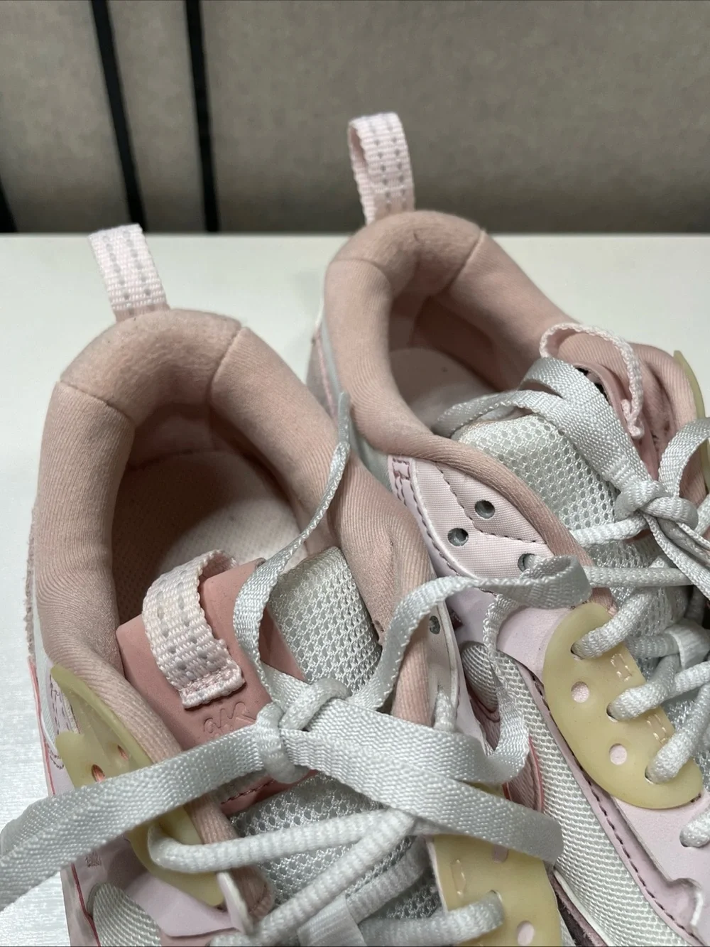 Nike Air Max 90 Futura Summit White Light Soft Pink DM9922-104 Women's Size 7